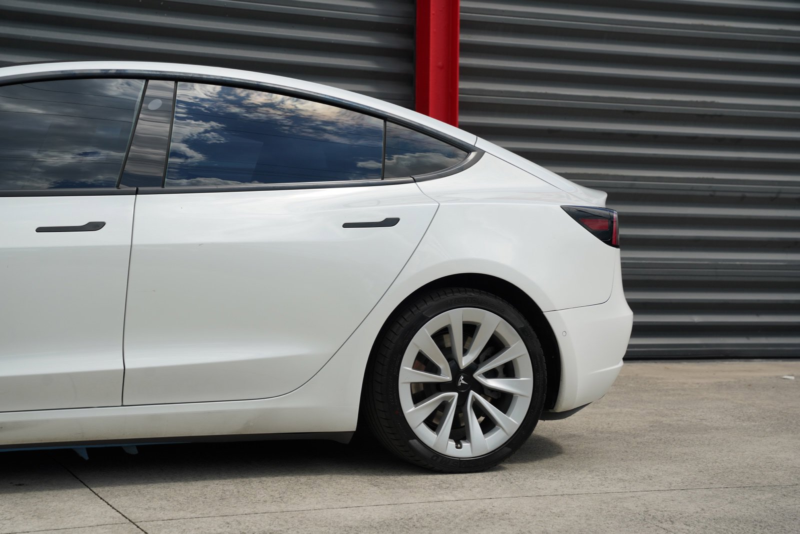 Used 2021 Tesla Model 3 Standard Range Plus RWD image 12