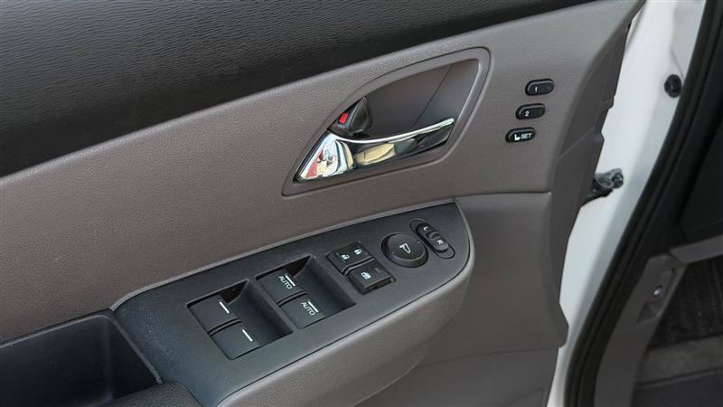 Used 2016 Honda Odyssey Touring image 22