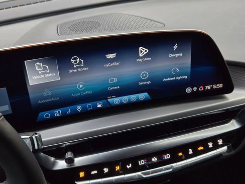 New 2026 Cadillac Lyriq Sport image 18