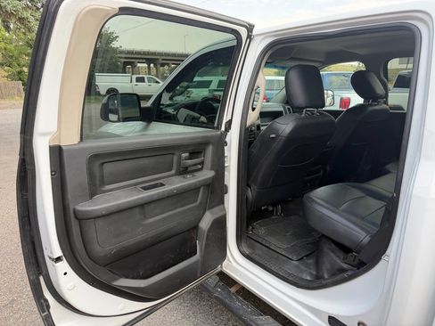 Used 2018 RAM 2500 Tradesman w/ Popular Equipment Group AWD/4WD image 9
