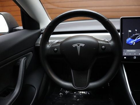 Used 2018 Tesla Model 3 Long Range image 40