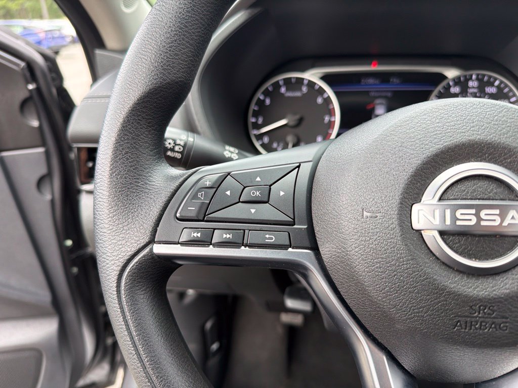 Used 2025 Nissan Sentra SV FWD image 20