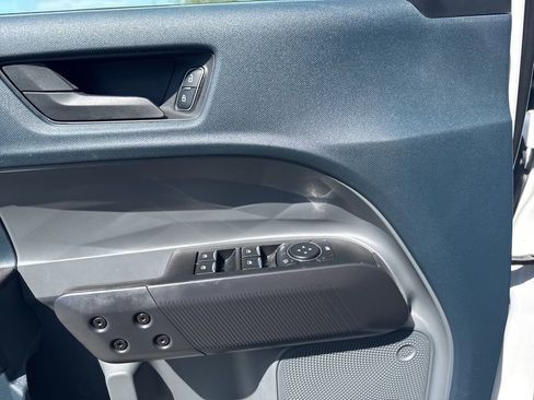 Used 2024 Ford Maverick XL image 12