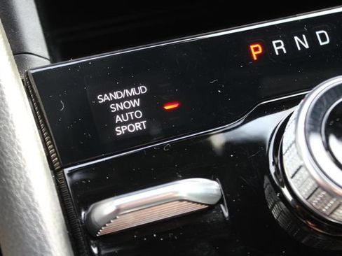Used 2024 Jeep Grand Cherokee L Limited AWD/4WD image 12