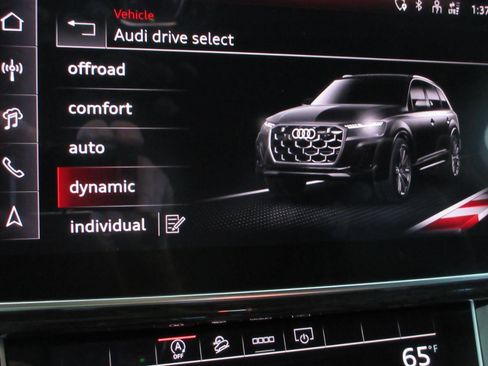 Used 2025 Audi Q7 3.0T Premium Plus w/ Premium Plus Package AWD/4WD image 82