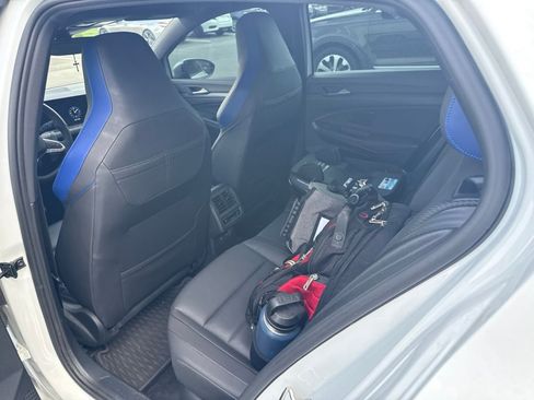 Used 2023 Volkswagen Golf R AWD/4WD image 13