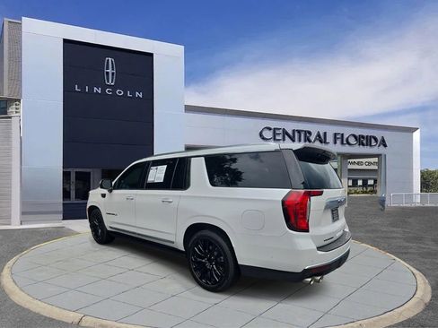 Used 2023 GMC Yukon XL Denali w/ Denali Reserve Package RWD image 7