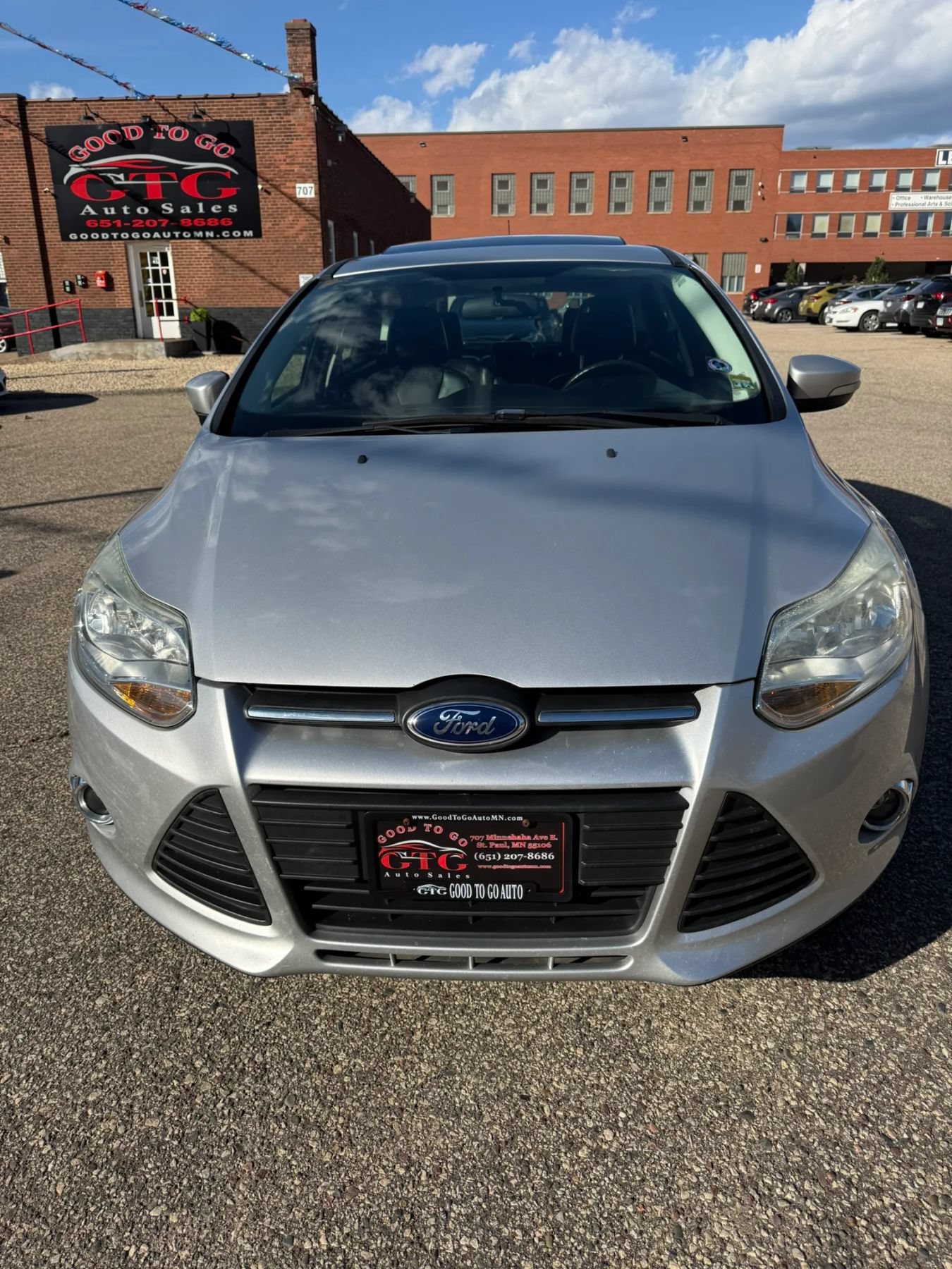Used 2014 Ford Focus SE w/ Equipment Group 201A FWD image 2