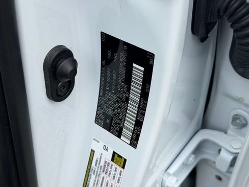 Certified 2024 Toyota Corolla Cross L FWD image 21