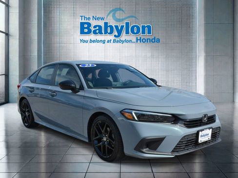 Used 2023 Honda Civic Sport image 6