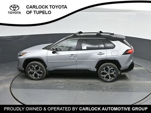 Used 2025 Toyota RAV4 XSE image 38