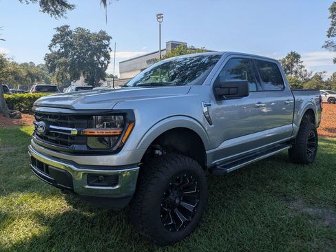 Used 2025 Ford F150 XLT w/ Equipment Group 301A Standard AWD/4WD image 7