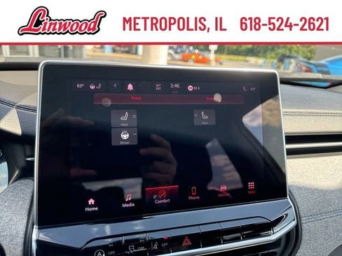 Used 2022 Jeep Compass Latitude w/ Sun and Sound Group AWD/4WD image 30
