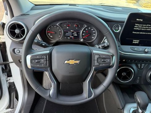 New 2026 Chevrolet Blazer LT image 23