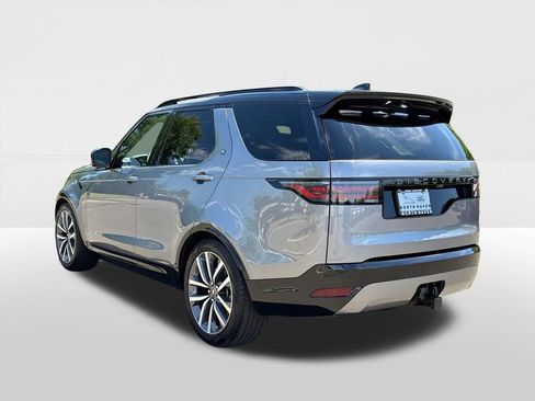 Certified 2025 Land Rover Discovery Dynamic SE AWD/4WD image 2