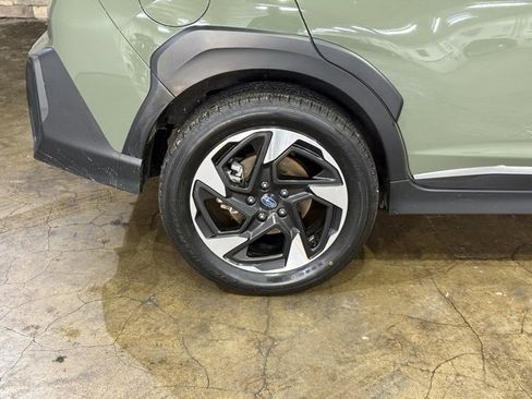 Used 2024 Subaru Crosstrek 2.5i Limited w/ Crosstrek Mirror Package image 6