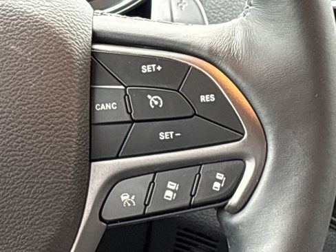 Used 2019 Jeep Grand Cherokee Limited X AWD/4WD image 24