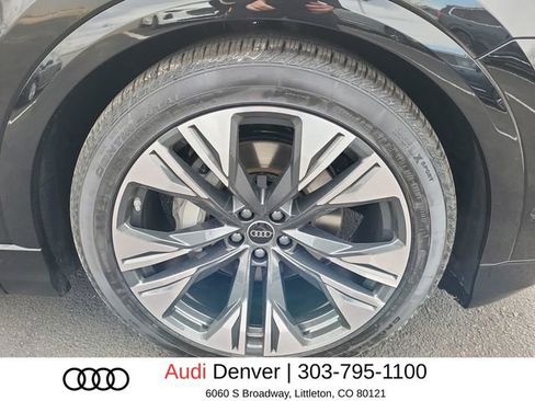 New 2026 Audi Q8 Premium Plus image 20