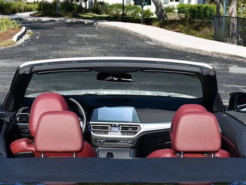 Used 2022 BMW 430i Convertible w/ M Sport Package image 58