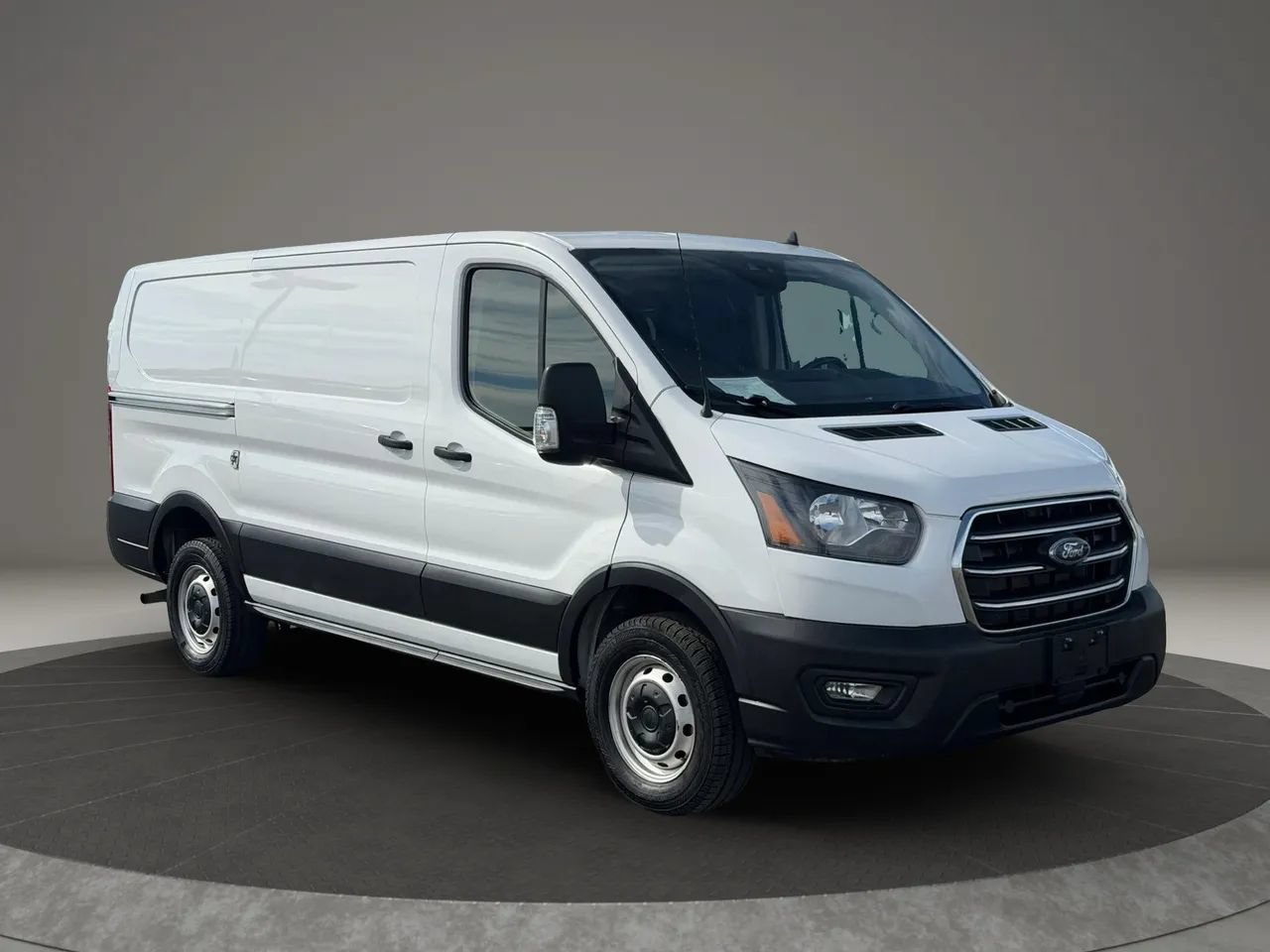 Used 2020 Ford Transit 250 Low Roof RWD image 8