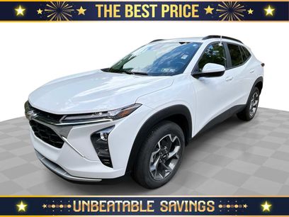 Used 2025 Chevrolet Trax LT w/ Driver Confidence Package