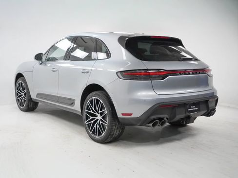 Used 2026 Porsche Macan AWD/4WD image 3