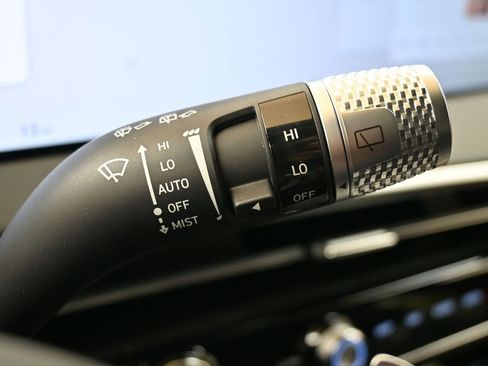 New 2026 Genesis GV70 3.5T Sport Advanced image 30