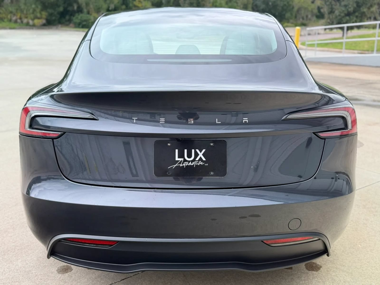 Used 2025 Tesla Model 3 Long Range RWD image 9