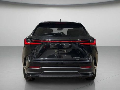 Used 2022 Lexus NX 250 image 4