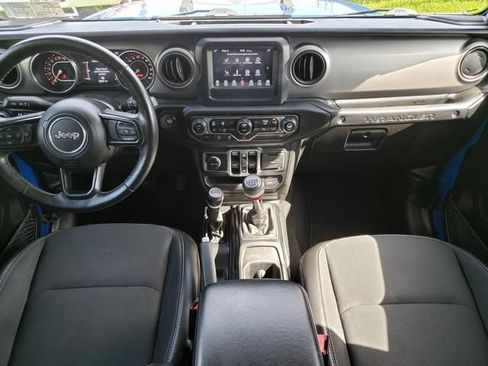 Used 2021 Jeep Wrangler Unlimited Sport AWD/4WD image 16