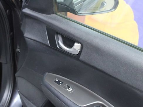 Used 2019 Kia Optima S w/ S Panoramic Sunroof Package FWD image 11