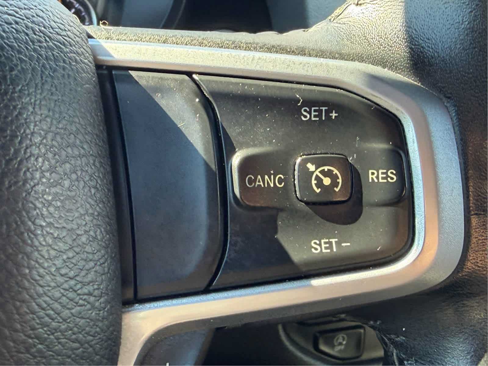 Used 2022 RAM 1500 Big Horn AWD/4WD image 15
