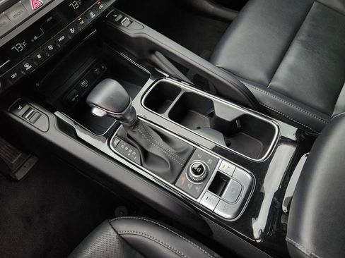 Used 2025 Kia Telluride S AWD/4WD image 25
