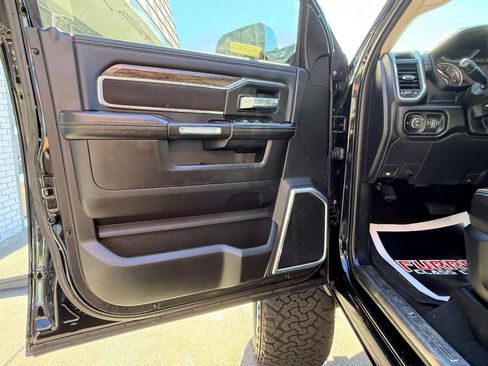 Used 2019 RAM 2500 Laramie image 21