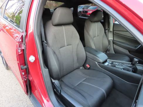 Certified 2023 Honda Accord Sport image 13
