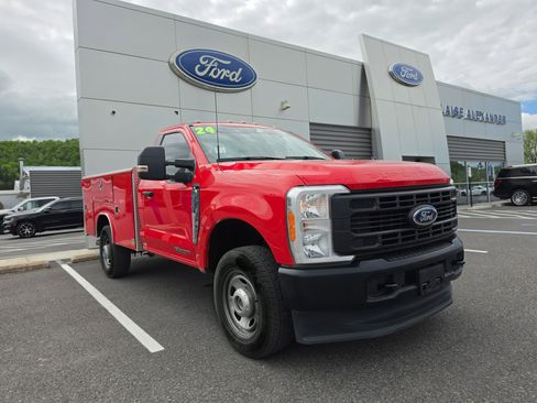 Used 2024 Ford F350 XL AWD/4WD image 1