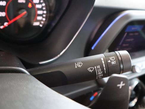Used 2022 Chevrolet Camaro ZL1 RWD image 23