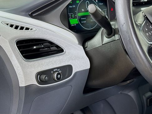 Used 2020 Chevrolet Bolt LT image 10