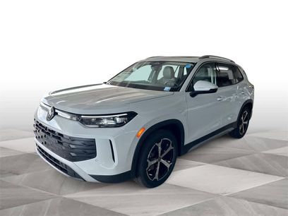 New 2026 Volkswagen Tiguan SE