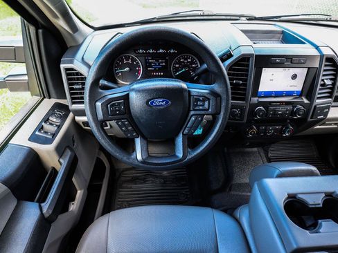 Used 2022 Ford F250 XL w/ STX Appearance Package AWD/4WD image 23