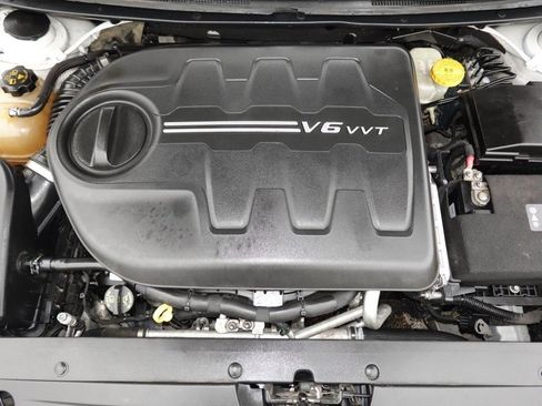 Used 2015 Chrysler 200 S w/ Navigation & Sound Group I image 25