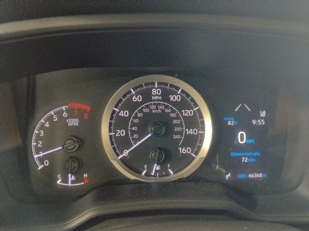 Used 2021 Toyota Corolla LE FWD image 23