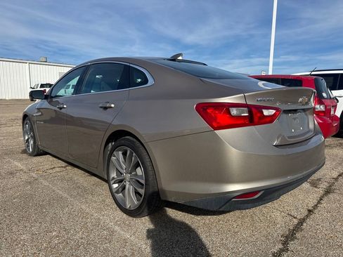 Used 2023 Chevrolet Malibu LT image 3