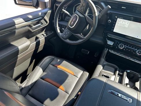 Used 2024 GMC Sierra 3500 AT4 w/ AT4 Premium Plus Package AWD/4WD image 22