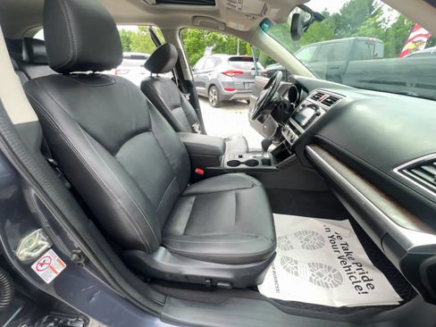 Used 2016 Subaru Outback 3.6R Limited AWD/4WD image 12