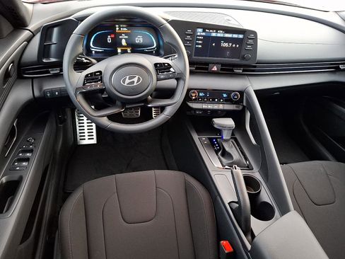 New 2026 Hyundai Elantra Sport image 7