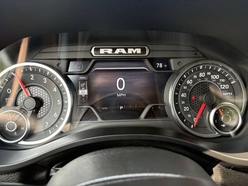 Used 2026 RAM 1500 Laramie AWD/4WD image 5