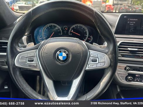 Used 2018 BMW 750i xDrive AWD/4WD image 27