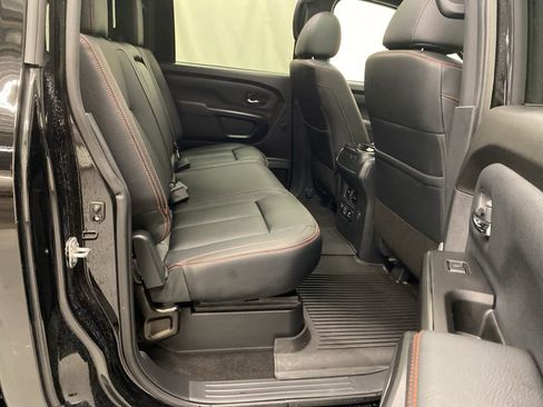 Used 2024 Nissan Titan PRO-4X w/ Pro-4x Convenience Package image 17