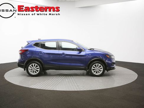 Used 2022 Nissan Rogue Sport S image 42